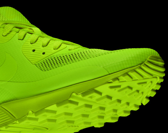 Nike Air Max 90 Hyperfuse Neon Green 02