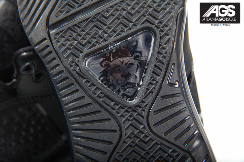 Nike Lebron 8 V2 Low Triple Black 8