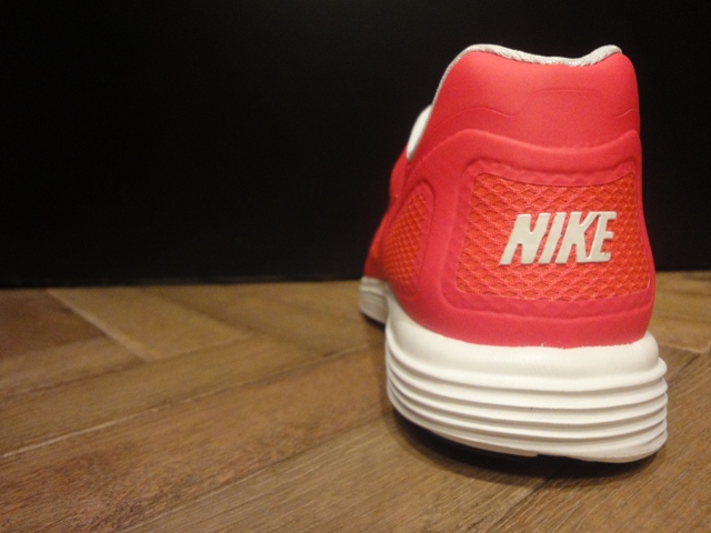 Nike Lunar Flow Black Solar Red White 2