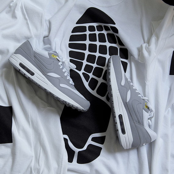 Nike Wmns Air Max 1 Wolf Grey 5