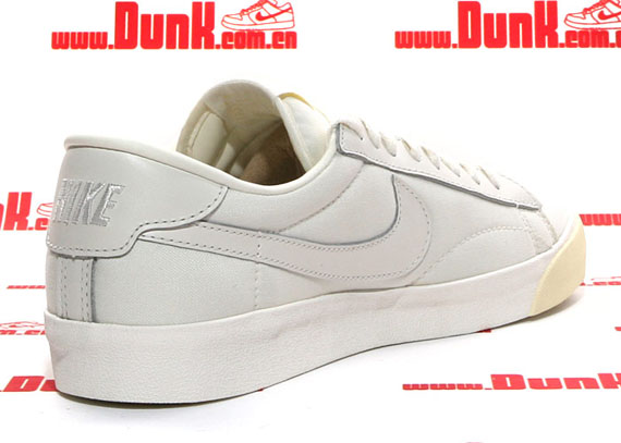 Nike Wmns Tennis Csc Sail 04