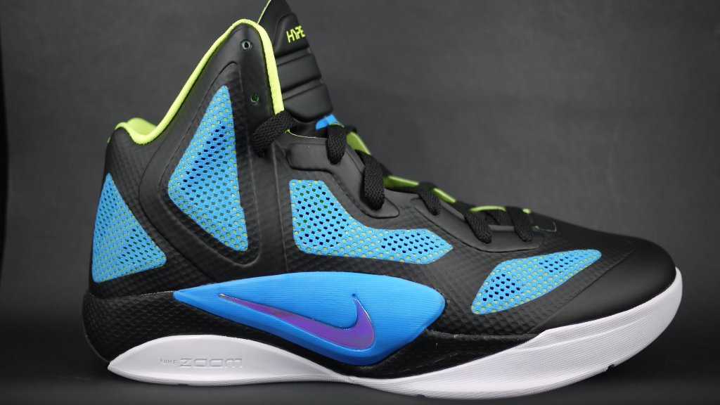 Nike Zoom Hyperfuse 2011 Black Photo Blue Metallic Luster Volt 1