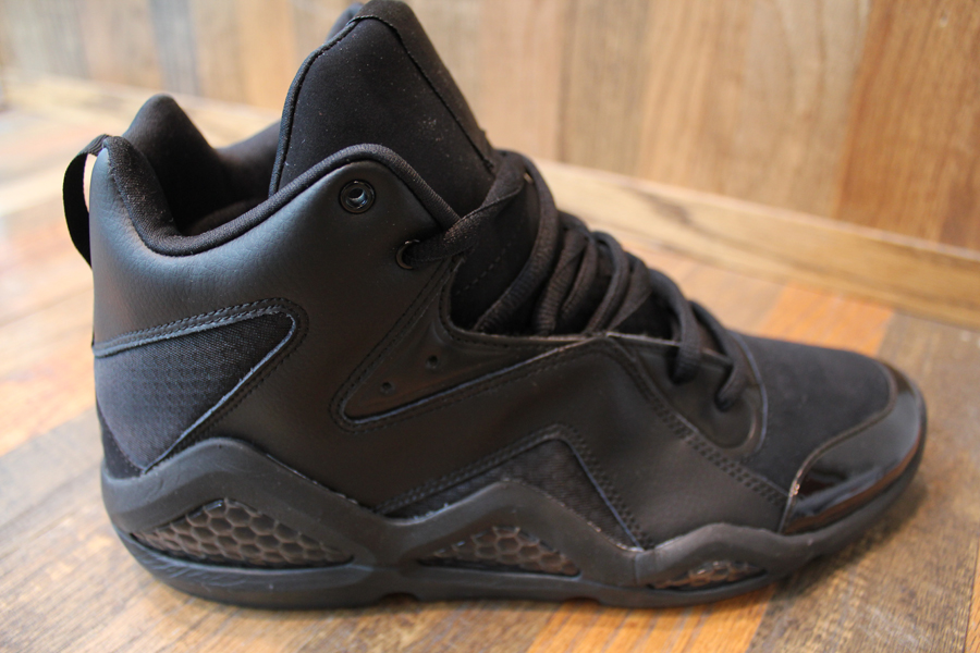 Swizz Beatz Reebok Kamikaze Black 3