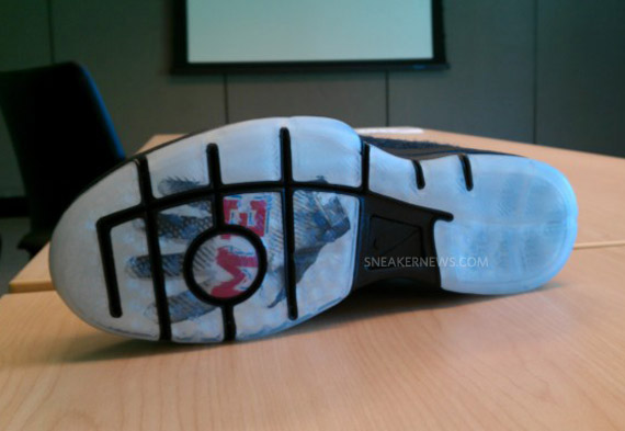 Ea Sports X Nike Trainer 1.3 03