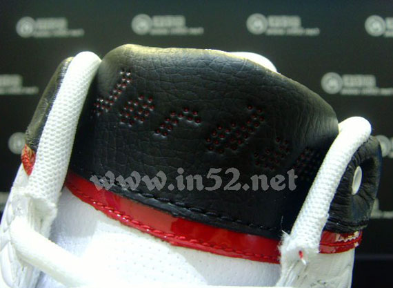 Jordan 2 Smooth Wht Blk Red 03