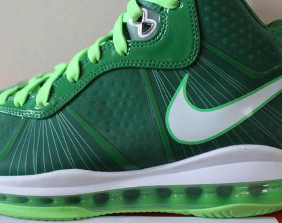 Nike Lebron 8 V2 Victory Green White Electric Green 01