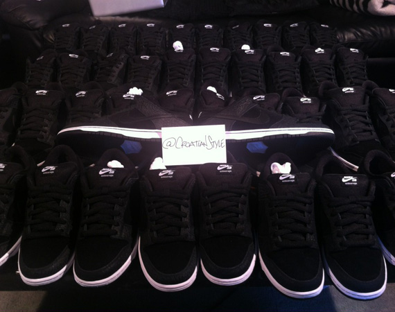 Entourage x Nike SB Dunk Low 'Lights Out' - Available on eBay