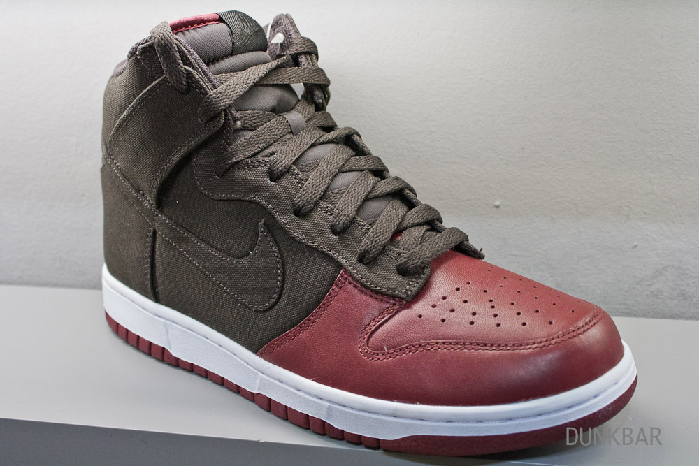 Nike Dunk High Velvet Brown 4