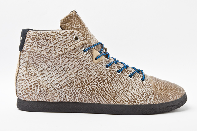 Adidas Azzi Mid Croc 2