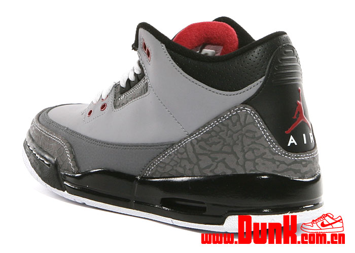 Air Jordan 3 Retro Stealth 4