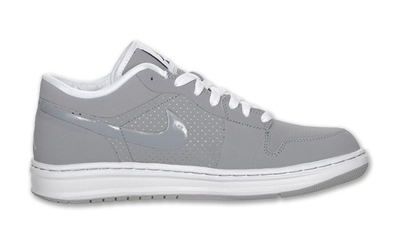 Air Jordan Alpha 1 Low Stealth White Obsidian 03