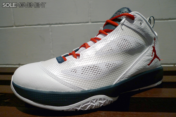 Air Jordan Q Flight White Varsity Red 01