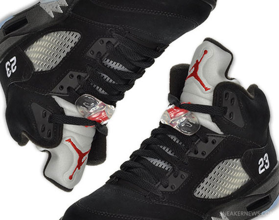 Ajv Blk Met Fnl Restock 08