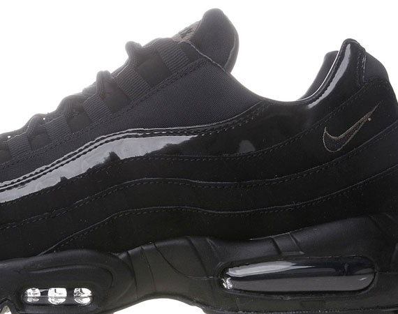 Nike Air Max 95 - Black - Iguana