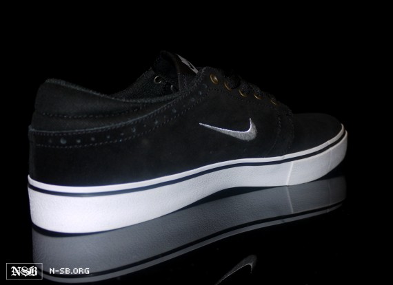 Nike SB Team Edition 2 - Black - White - Gum