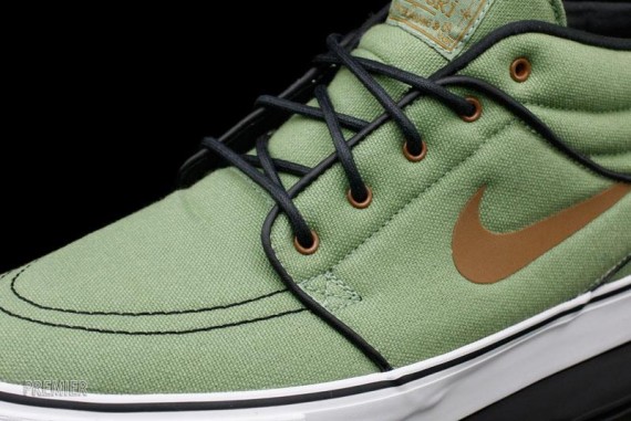 Nike SB Zoom Stefan Janoski Mid ‘Oil Green’ | Available