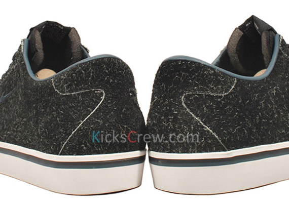 Nike Zoom Match Classic – Black – Slate Blue – Summit White