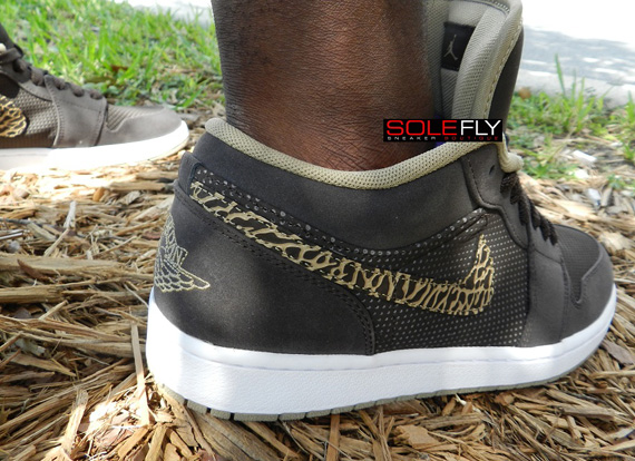 Air Jordan 1 Phat Low Brown Sept 2011 Solefly 05