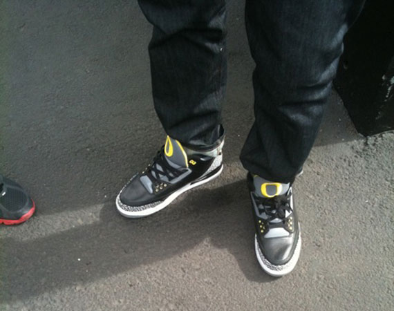 Air Jordan Iii Oregon Black On Foot 02