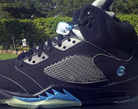 Air Jordan V - Eddie Jones Grizzlies Away PE