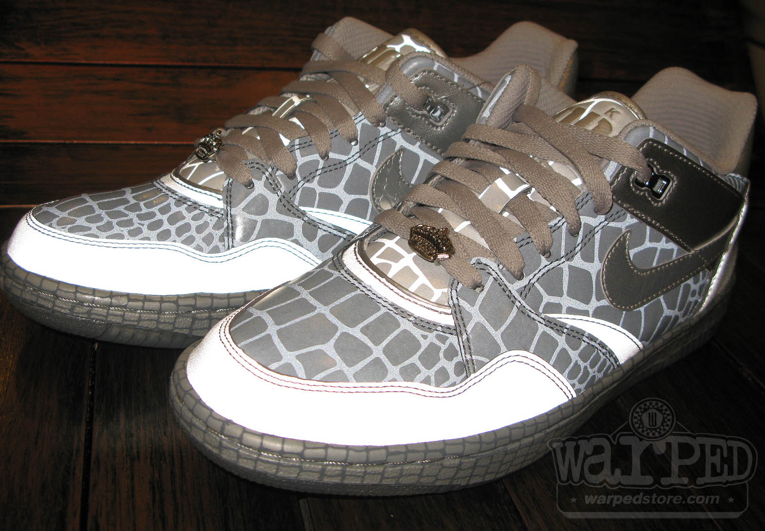 Mighty Crown Nike Sky Force 88 Low Leather Quickstrike 3