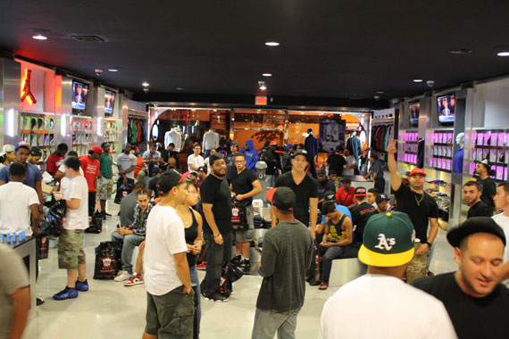 Nike Pine Foamposite Moes Release Recap 11