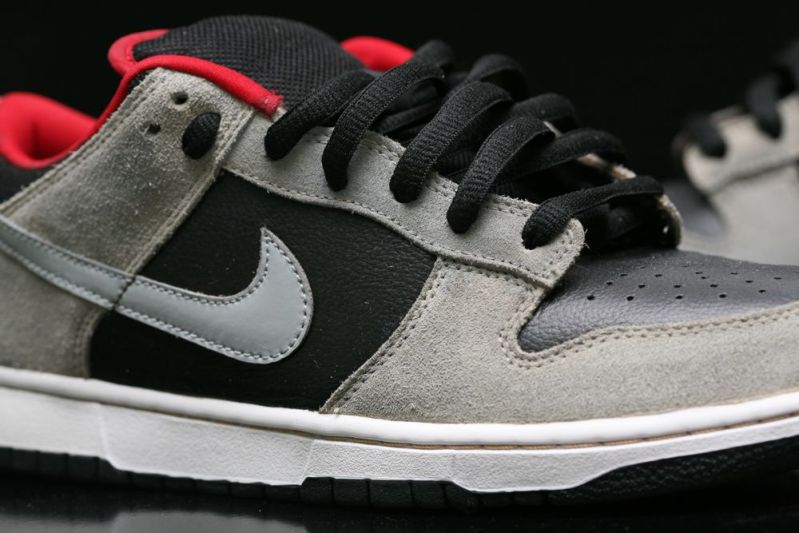 Nike SB Dunk Low 'Un-Supreme' Custom