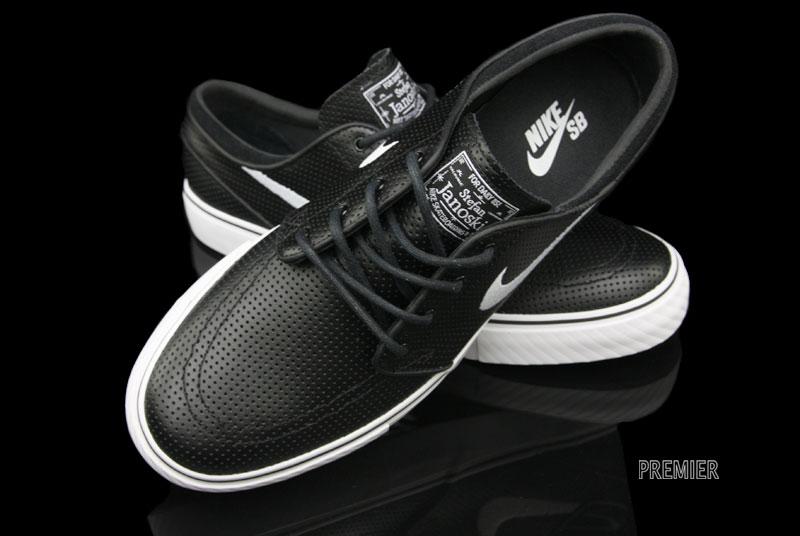 Nike SB Zoom Stefan Janoski - Black Perf | Available