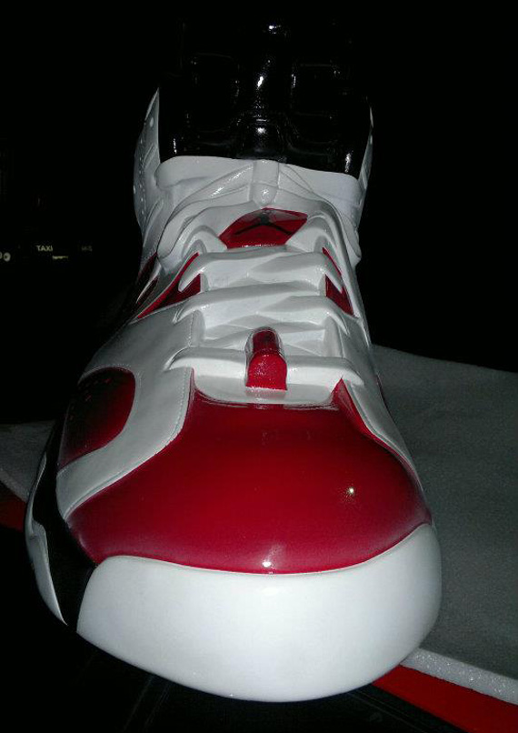 Air Jordan Vi Carmine Sculpture 17