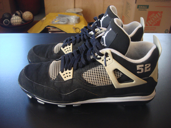 Aj Iv Cc Cleats Gameworn Pe 03