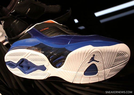 Jordan Brand Holiday 2011 Flight Forum Melo Fly Through 13