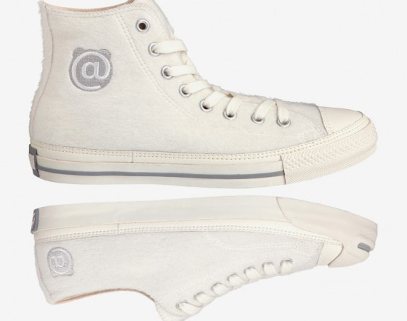 Medicom Toy Converse Chuck Taylor Oct 2011 04