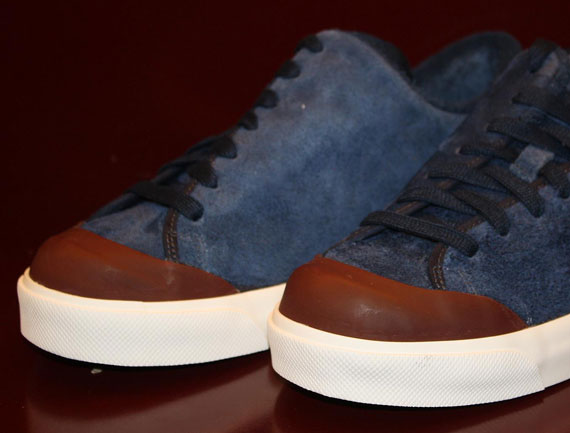 Nike All Court Twist Blue Black Suede