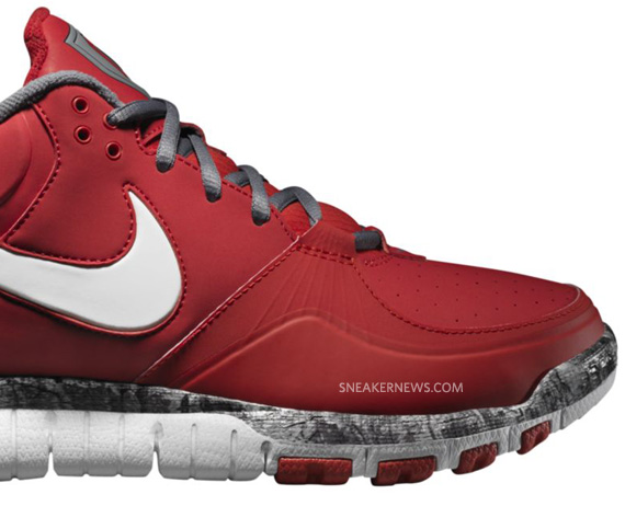Nike Trainer 1.3 Mid Shield Osu 02