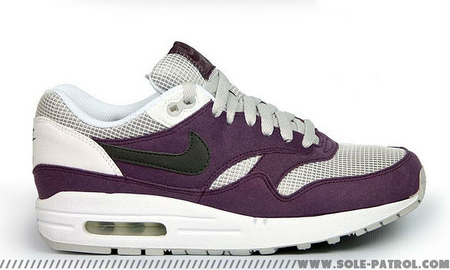 Nike Wmns Air Max 1 Purple White Black 1