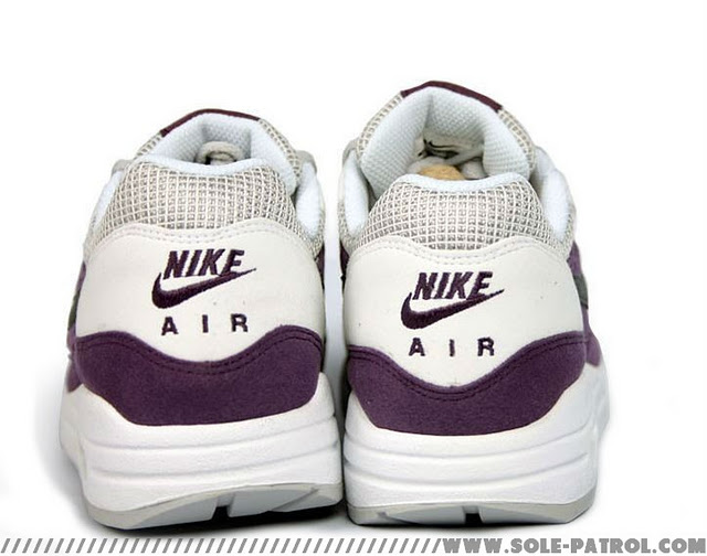 Nike Wmns Air Max 1 Purple White Black 3