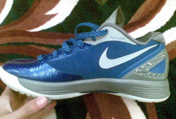 Nike Zoom Hyperdunk 2011 Low Tb Sample 05