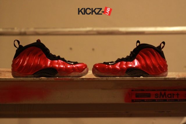 Nike Air Foamposite One Varsity Red 11