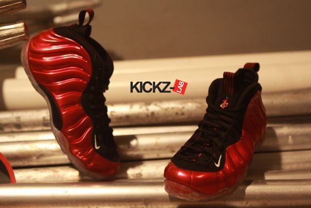Nike Air Foamposite One Varsity Red 4
