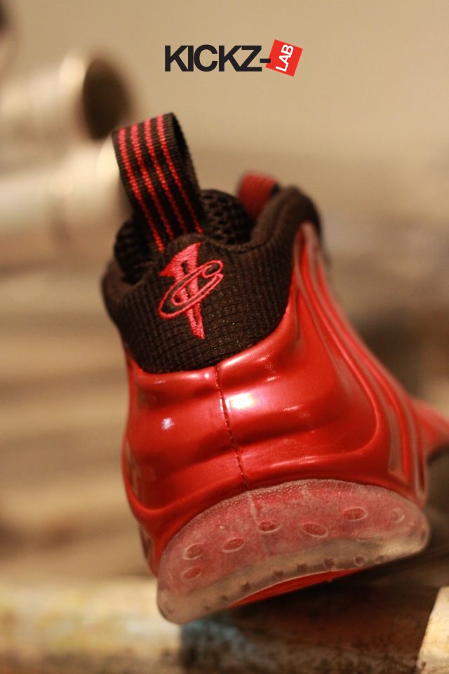 Nike Air Foamposite One Varsity Red 9