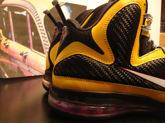 Nike LeBron 9 iD 'Taxi'