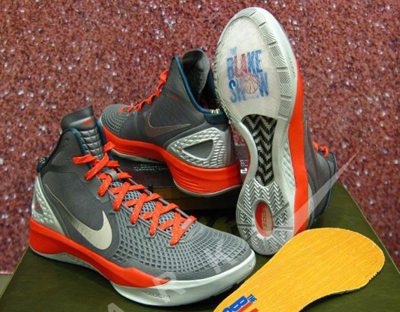Nike Zoom Hyperdunk 2011 Supreme 'The Blake Show' PE