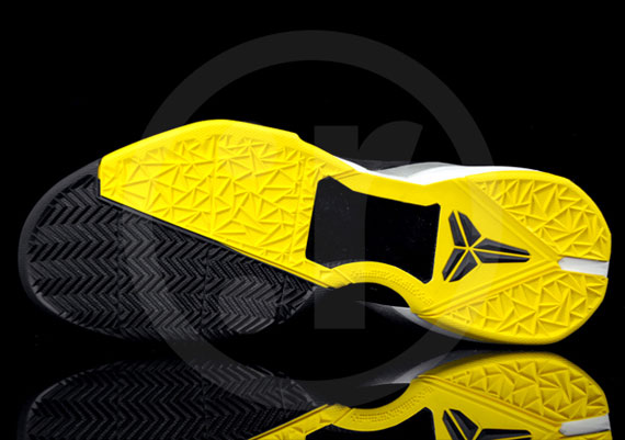 Nike Zoom Kobe Vii Supreme Del Sol Detailed Images 6