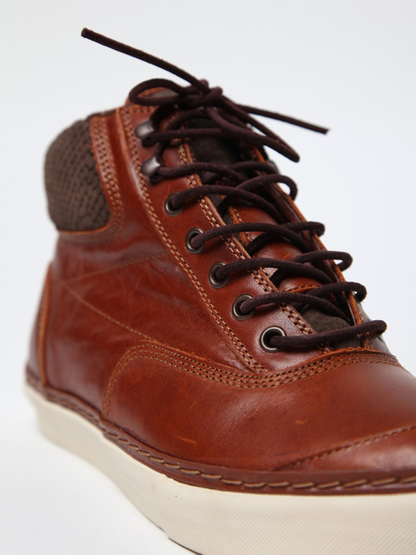 Vans Vault Fall Winter 2011 Switchback Lx Snake 06