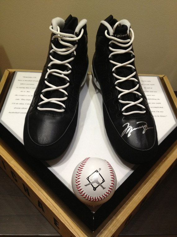 Air Jordan Ix Cleats 45 Autographed Game Worn 8