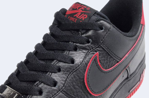 Nike Air Force 1 Low - Black - Red