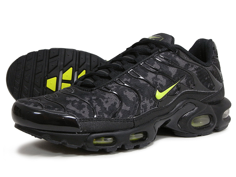 Nike Air Max Plus Black High Voltage Dark Grey
