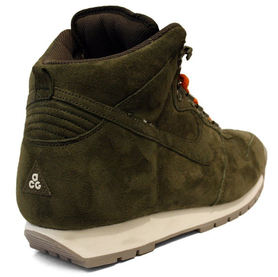 Nike Lava Dunk Acg Olive Orange 3