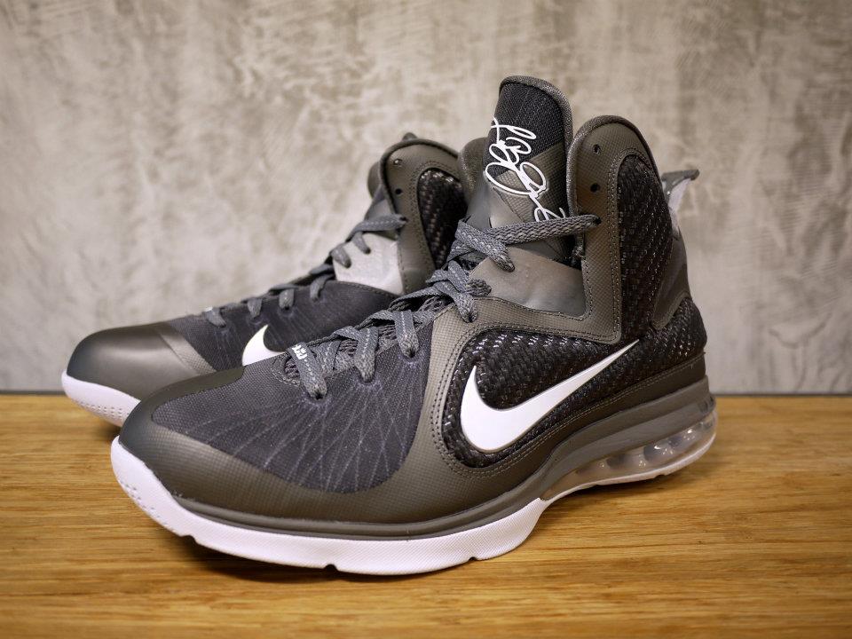 Nike Lebron 9 Cool Grey New Images 01