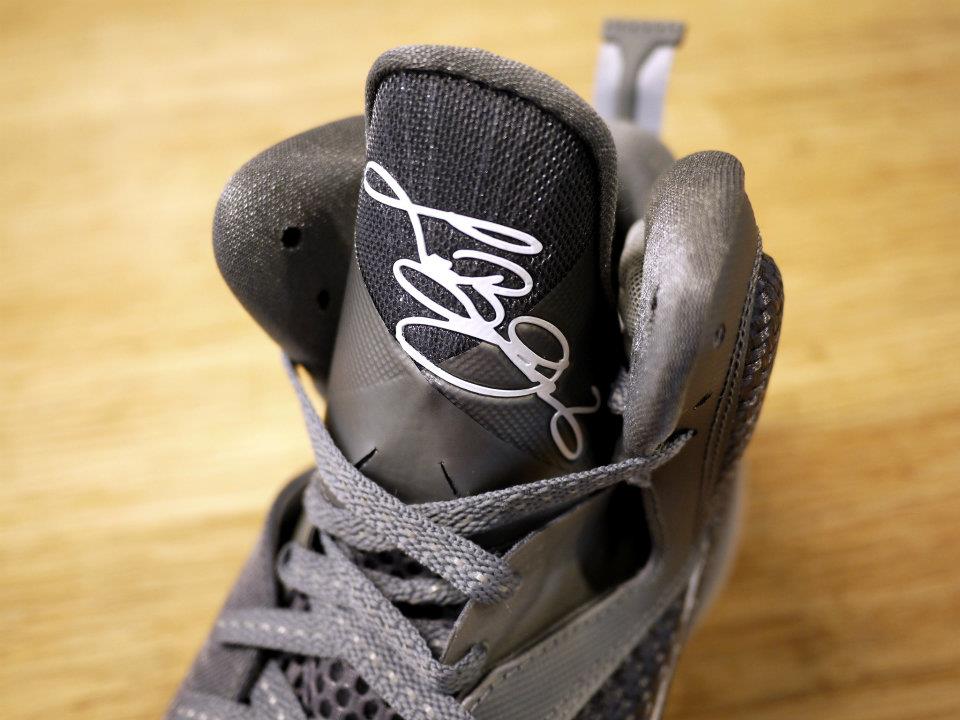 Nike Lebron 9 Cool Grey New Images 03